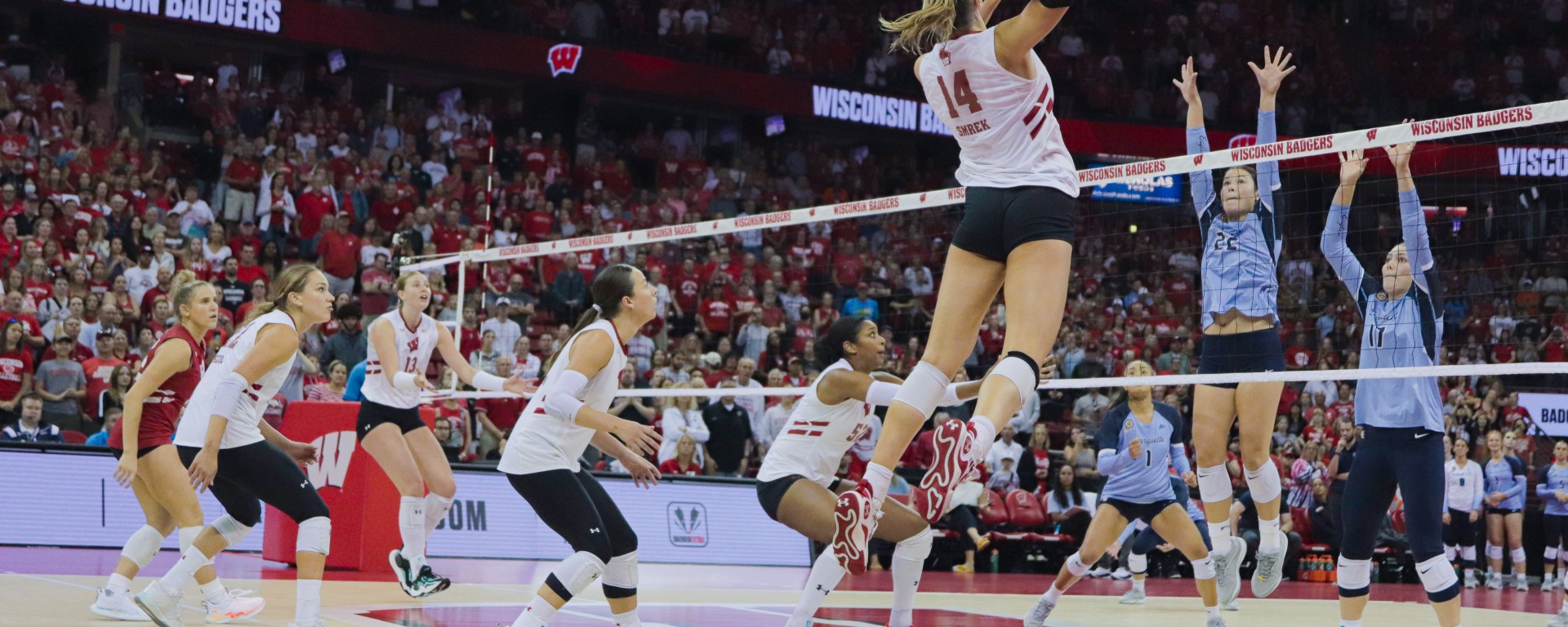 An image of Anna Smrek of the Wisconsin Volleyball Team